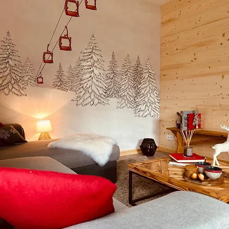 Situe En Rez De Jardin Avec Piscine Privee En Ete Apartment